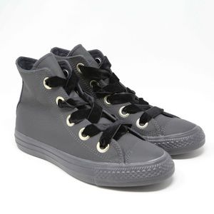 Converse Womens Chuck Taylor All Star Big Eyelets